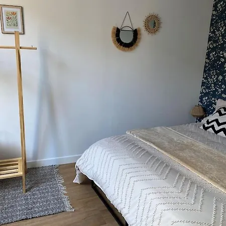 Maison De Charme Апартаменты Ambleny